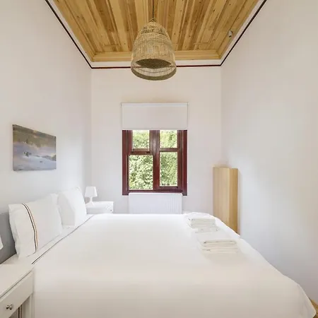 호텔 Newly Renovated Lavish Historic 6br House! #102